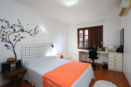 Casa de condomínio à venda com 340m², 3 quartos e 4 vagasSuíte 3