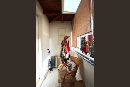 Casa de condomínio à venda com 340m², 3 quartos e 4 vagasSuíte 2