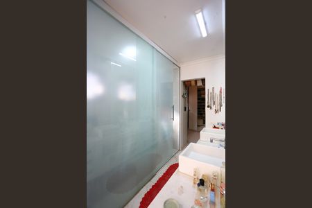 Casa de condomínio à venda com 340m², 3 quartos e 4 vagasBanheiro da Suíte 2