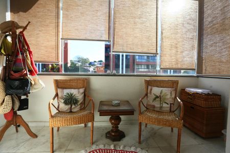 Casa de condomínio à venda com 340m², 3 quartos e 4 vagasSuíte 2