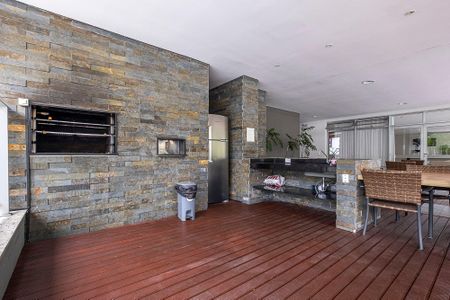 Apartamento à venda com 120m², 2 quartos e 2 vagasÁrea comum - Churrasqueira