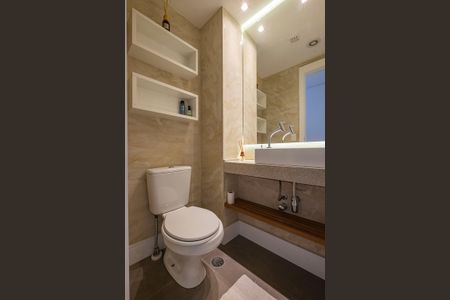 Apartamento à venda com 120m², 2 quartos e 2 vagasLavabo