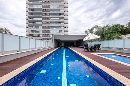Apartamento à venda com 120m², 2 quartos e 2 vagasÁrea comum - Piscina