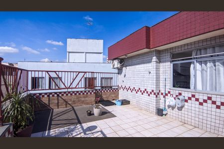 Apartamento à venda com 170m², 4 quartos e 2 vagasCobertura