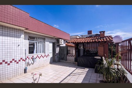 Apartamento à venda com 170m², 4 quartos e 2 vagasCobertura