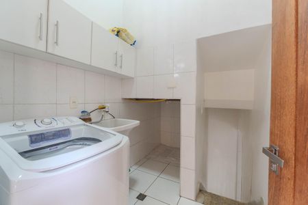 Apartamento à venda com 117m², 3 quartos e sem vagaÁrea de Serviço