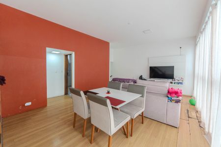 Apartamento à venda com 117m², 3 quartos e sem vagaSala