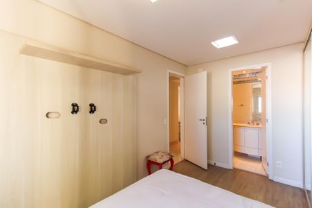 Apartamento à venda com 115m², 2 quartos e 2 vagas Apartamento à venda com 115m², 2 quartos e 2 vagasQuarto 3 - Suíte