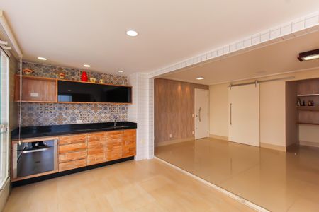 Apartamento à venda com 115m², 2 quartos e 2 vagas Apartamento à venda com 115m², 2 quartos e 2 vagasVaranda