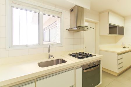 Apartamento à venda com 115m², 2 quartos e 2 vagas Apartamento à venda com 115m², 2 quartos e 2 vagasCozinha