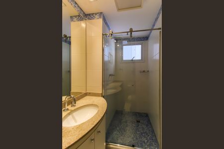 Apartamento à venda com 115m², 2 quartos e 2 vagas Apartamento à venda com 115m², 2 quartos e 2 vagasBanheiro da Suíte 3