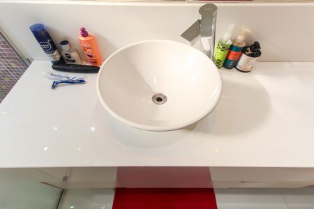 Casa à venda com 1000m², 4 quartos e 8 vagas Casa à venda com 1000m², 4 quartos e 8 vagasBanheiro da Suíte 3