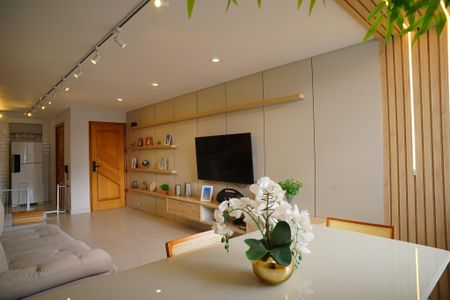 Apartamento à venda com 90m², 3 quartos e 1 vagaSala