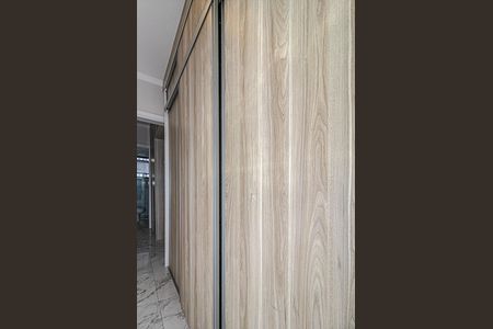 Apartamento à venda com 100m², 3 quartos e 3 vagas Apartamento à venda com 100m², 3 quartos e 3 vagasCloset da Suíte