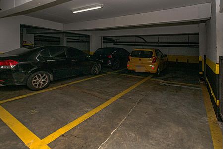 Apartamento à venda com 100m², 3 quartos e 3 vagas Apartamento à venda com 100m², 3 quartos e 3 vagasÁrea Comum