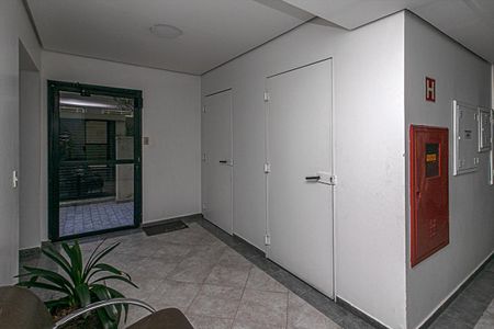 Apartamento à venda com 100m², 3 quartos e 3 vagas Apartamento à venda com 100m², 3 quartos e 3 vagasÁrea Comum