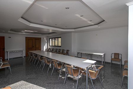 Apartamento à venda com 100m², 3 quartos e 3 vagas Apartamento à venda com 100m², 3 quartos e 3 vagasÁrea Comum