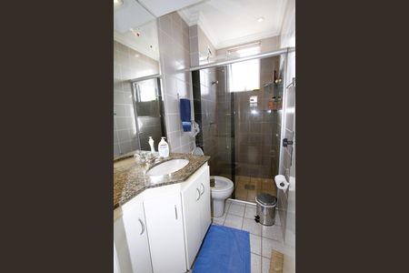 Apartamento à venda com 65m², 2 quartos e 1 vagaBanheiro Social