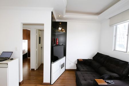 Apartamento à venda com 65m², 2 quartos e 1 vagaSala