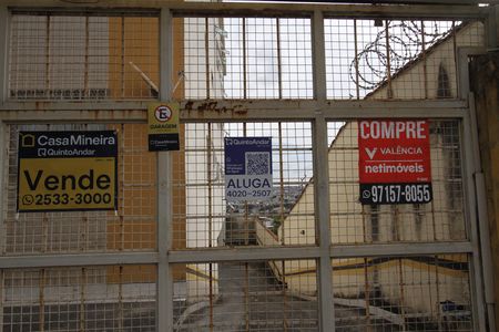 Apartamento à venda com 65m², 2 quartos e 1 vagaFachada do Prédio e Placa