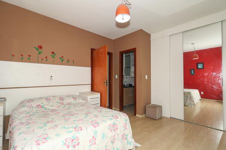 Casa para alugar com 238m², 4 quartos e 3 vagasSuíte