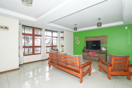 Casa para alugar com 238m², 4 quartos e 3 vagasSala