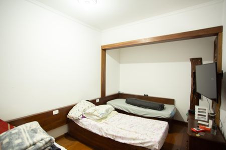 Casa à venda com 320m², 3 quartos e 2 vagas Casa à venda com 320m², 3 quartos e 2 vagasQuarto 2