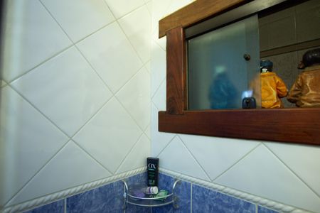 Casa à venda com 320m², 3 quartos e 2 vagas Casa à venda com 320m², 3 quartos e 2 vagasBanheiro