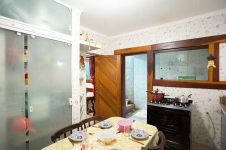 Casa à venda com 320m², 3 quartos e 2 vagas Casa à venda com 320m², 3 quartos e 2 vagasCozinha