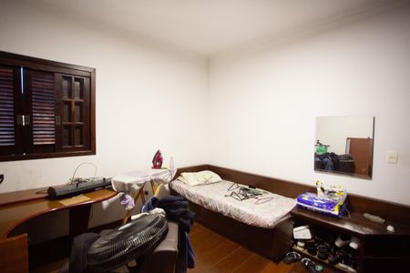 Casa à venda com 320m², 3 quartos e 2 vagas Casa à venda com 320m², 3 quartos e 2 vagasQuarto 3