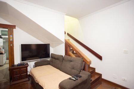 Casa à venda com 320m², 3 quartos e 2 vagas Casa à venda com 320m², 3 quartos e 2 vagasSala