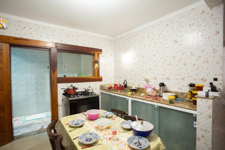 Casa à venda com 320m², 3 quartos e 2 vagas Casa à venda com 320m², 3 quartos e 2 vagasCozinha