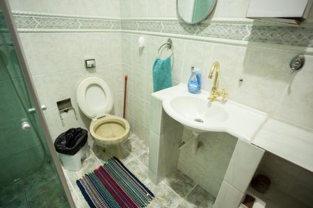 Casa à venda com 320m², 3 quartos e 2 vagas Casa à venda com 320m², 3 quartos e 2 vagasBanheiro do Quarto 1