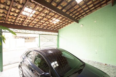 Casa à venda com 320m², 3 quartos e 2 vagas Casa à venda com 320m², 3 quartos e 2 vagasGaragem