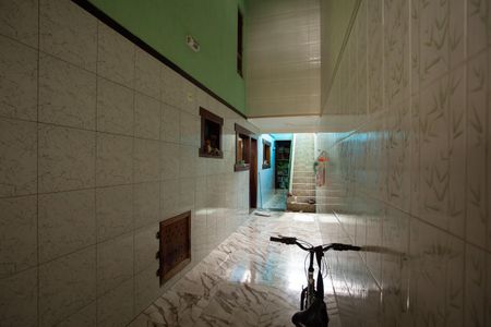 Casa à venda com 320m², 3 quartos e 2 vagas Casa à venda com 320m², 3 quartos e 2 vagasÁrea Externa