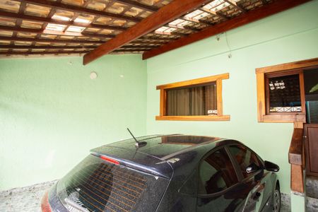 Casa à venda com 320m², 3 quartos e 2 vagas Casa à venda com 320m², 3 quartos e 2 vagasGaragem
