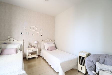 Apartamento para alugar com 204m², 4 quartos e 2 vagasQuarto 1