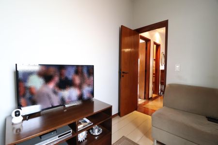 Apartamento para alugar com 204m², 4 quartos e 2 vagasSala de TV