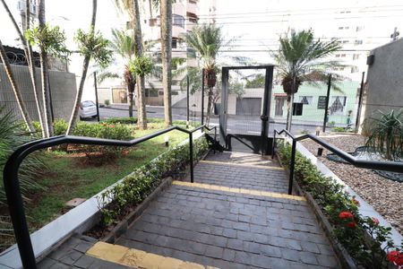 Apartamento para alugar com 204m², 4 quartos e 2 vagasHall de entrada