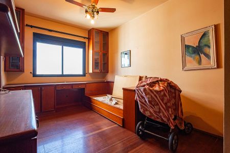 Apartamento à venda com 278m², 4 quartos e 3 vagas Apartamento à venda com 278m², 4 quartos e 3 vagasSuíte 4