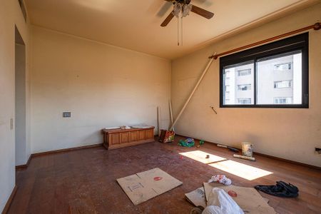 Apartamento à venda com 278m², 4 quartos e 3 vagas Apartamento à venda com 278m², 4 quartos e 3 vagasSuíte 1