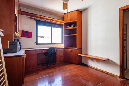Apartamento à venda com 278m², 4 quartos e 3 vagas Apartamento à venda com 278m², 4 quartos e 3 vagasSuíte 3