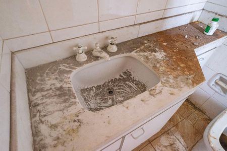 Apartamento à venda com 278m², 4 quartos e 3 vagas Apartamento à venda com 278m², 4 quartos e 3 vagasSuíte 2 - Banheiro