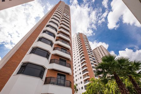 Apartamento à venda com 278m², 4 quartos e 3 vagas Apartamento à venda com 278m², 4 quartos e 3 vagasFachada