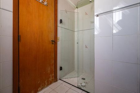 Apartamento à venda com 278m², 4 quartos e 3 vagas Apartamento à venda com 278m², 4 quartos e 3 vagasSuíte 4 - Banheiro