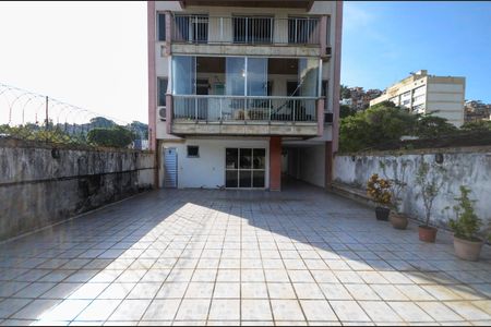 Apartamento à venda com 83m², 2 quartos e 1 vagaÁrea comum