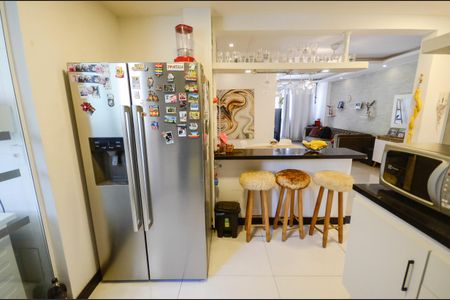 Apartamento à venda com 83m², 2 quartos e 1 vagaCozinha