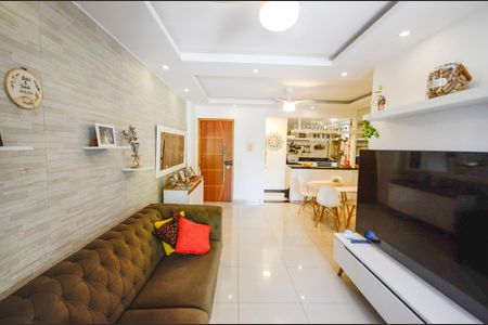 Apartamento à venda com 83m², 2 quartos e 1 vagaSala