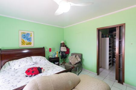 Casa à venda com 208m², 4 quartos e 4 vagas Casa à venda com 208m², 4 quartos e 4 vagasSuíte 1