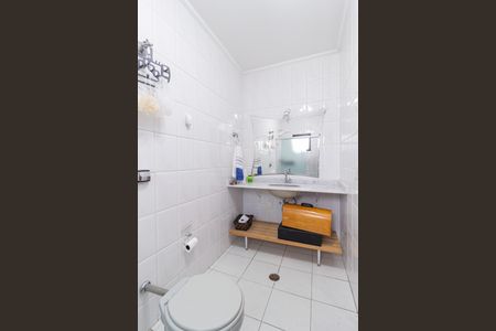 Casa à venda com 208m², 4 quartos e 4 vagas Casa à venda com 208m², 4 quartos e 4 vagasBanheiro da suíte 2